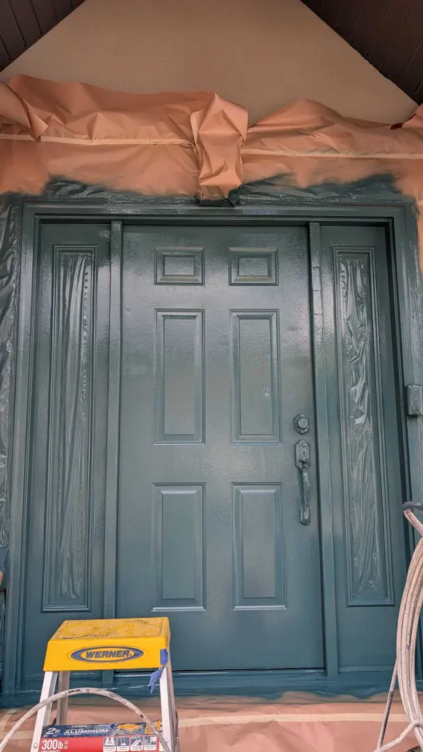 Stunning Two-Tone Front Door Painting in North Salt Lake